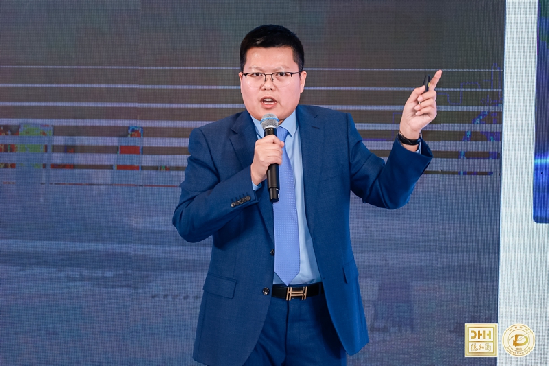 4.段志刚总结发言.jpg