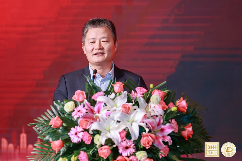 7-4.杨培银讲话.jpg